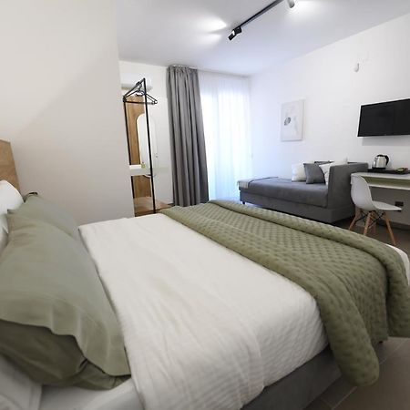 Blu In Blu Comfort Rooms Terrasini Εξωτερικό φωτογραφία