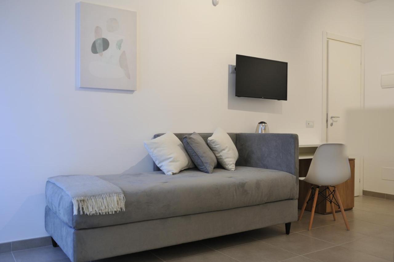 Blu In Blu Comfort Rooms Terrasini Εξωτερικό φωτογραφία